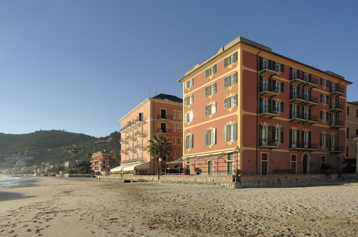 Hotel Residence Baiadelsole Laigueglia Exterior foto
