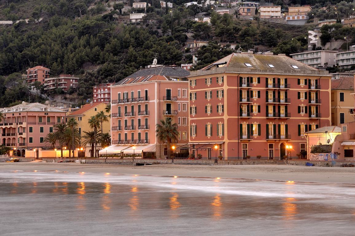 Hotel Residence Baiadelsole Laigueglia Exterior foto